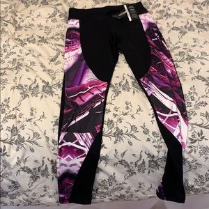 leggings with a back pocket